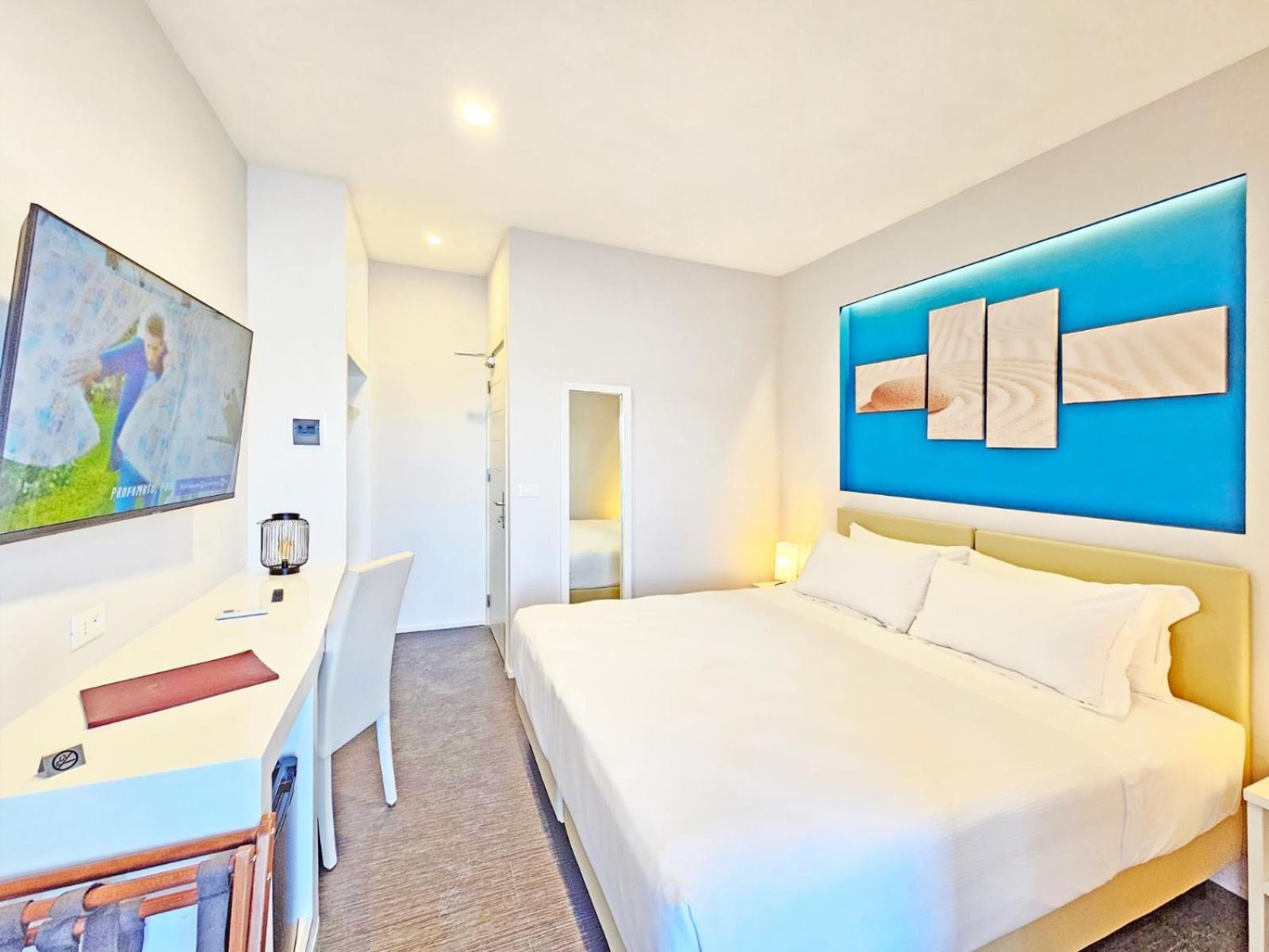Hotel L'Approdo Порт-Аццурро Экстерьер фото