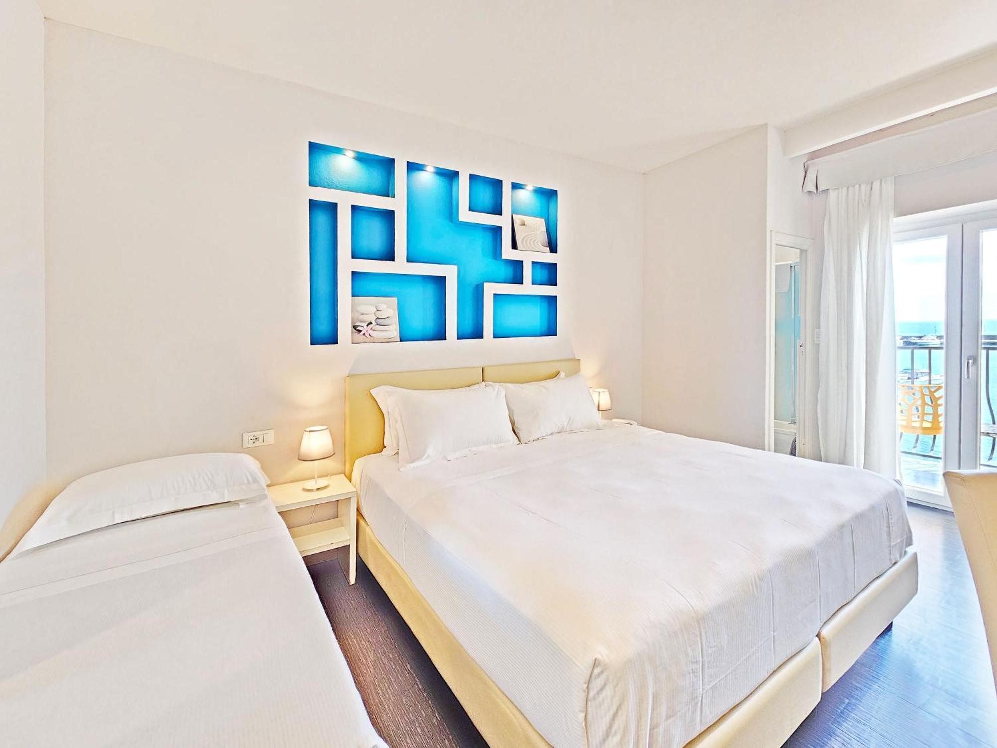 Hotel L'Approdo Порт-Аццурро Экстерьер фото