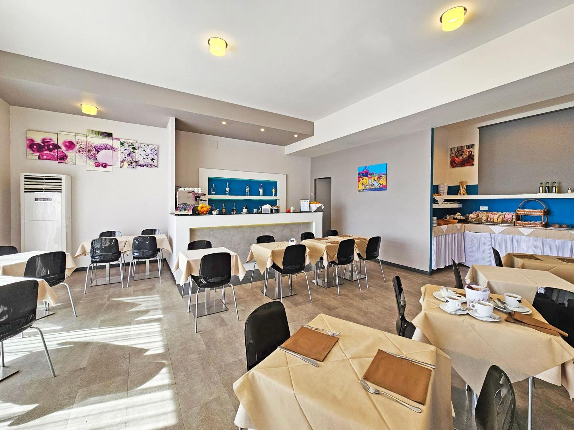 Hotel L'Approdo Порт-Аццурро Экстерьер фото