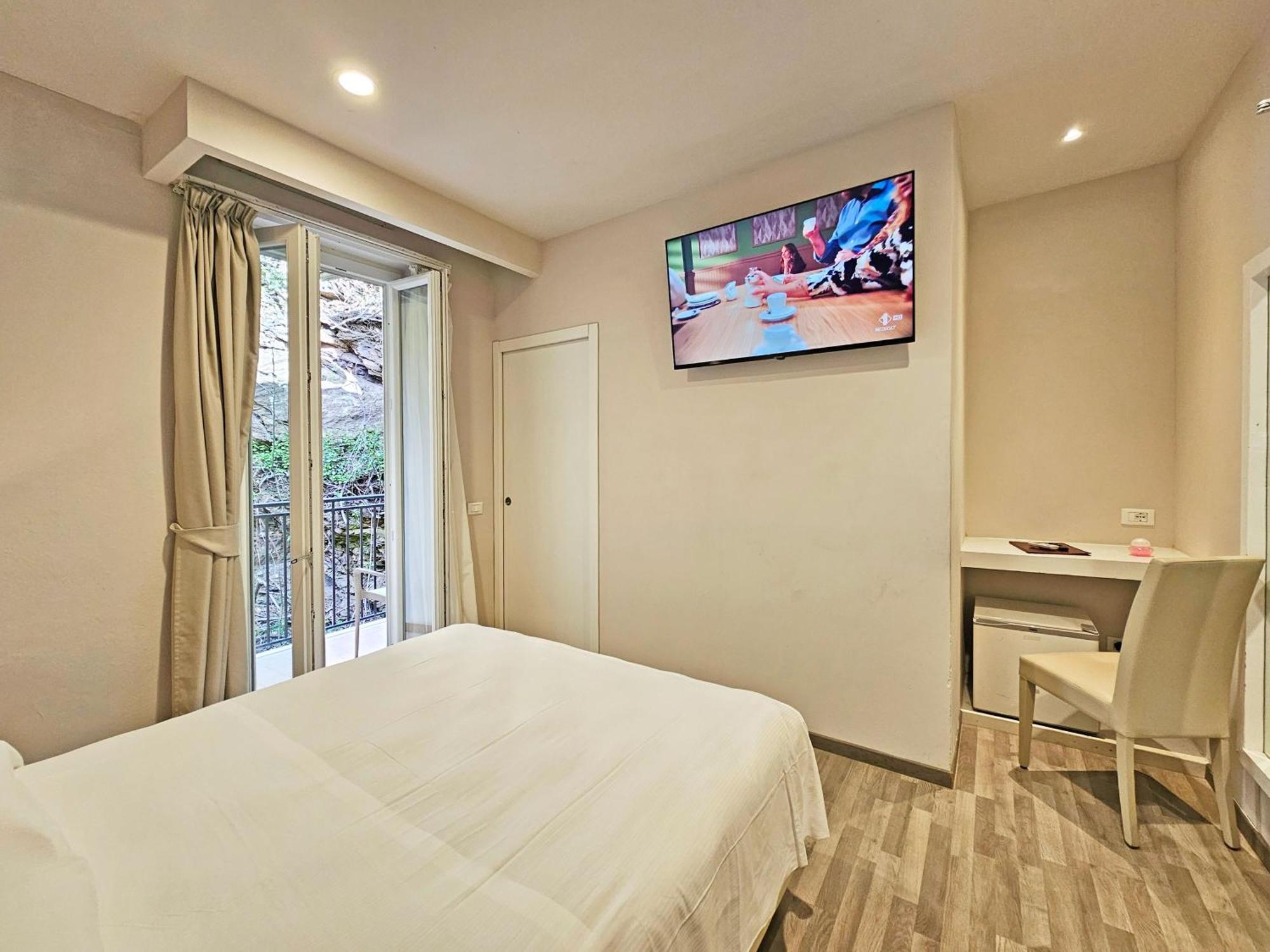 Hotel L'Approdo Порт-Аццурро Экстерьер фото