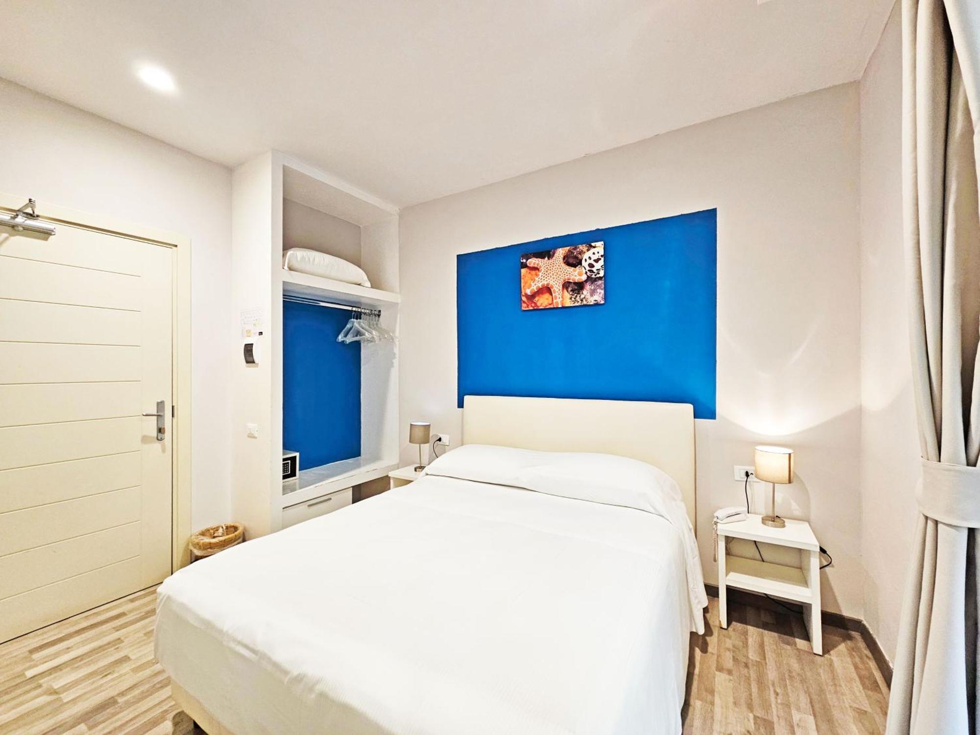 Hotel L'Approdo Порт-Аццурро Экстерьер фото